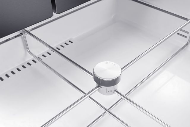 Samsung 28 Cu. Ft. Fingerprint Resistant Black Stainless Steel French Door Refrigerator 4