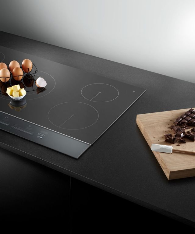 Fisher & Paykel Series 9 36" Black Glass Induction Cooktop-2