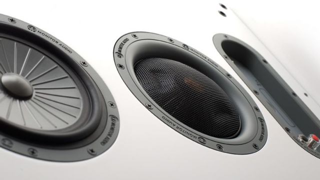 Monitor Audio SoundFrame 1 Gloss Black On-Wall Speaker 4