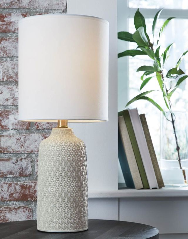 Signature Design by Ashley® Donnford Gray Ceramic Table Lamp 2