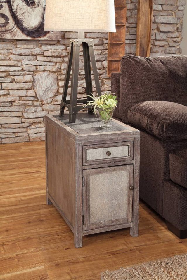 Signature Design by Ashley® Tamilo Grayish Brown Chairside End Table 2