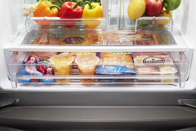 Réfrigérateur à portes françaises de 30 po Whirlpool® de 19,7 pi³ - Acier inoxydable résistant aux traces de doigts 9