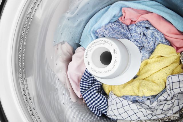Whirlpool® White Laundry Pair 7