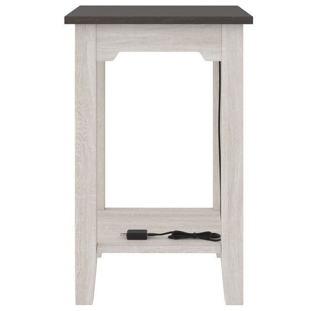 Signature Design by Ashley® Dorrinson Two-tone Chairside End Table 3