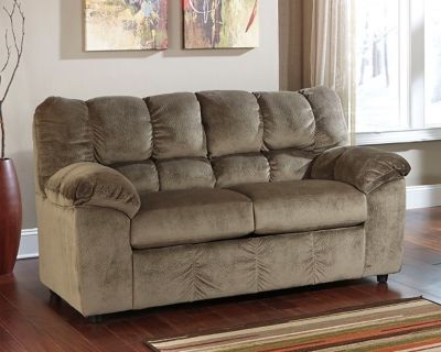Signature Design by Ashley® Julson Taupe Loveseat 1