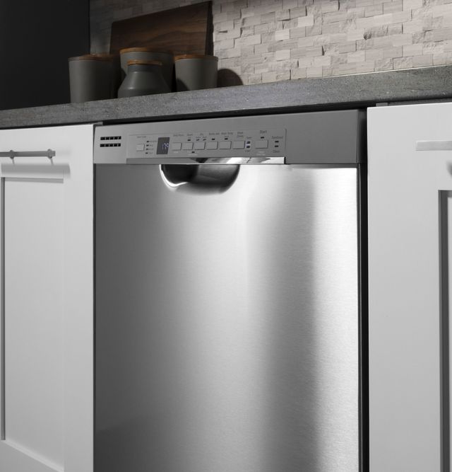 GE® 24" Stainless Steel Built-In Dishwasher 13
