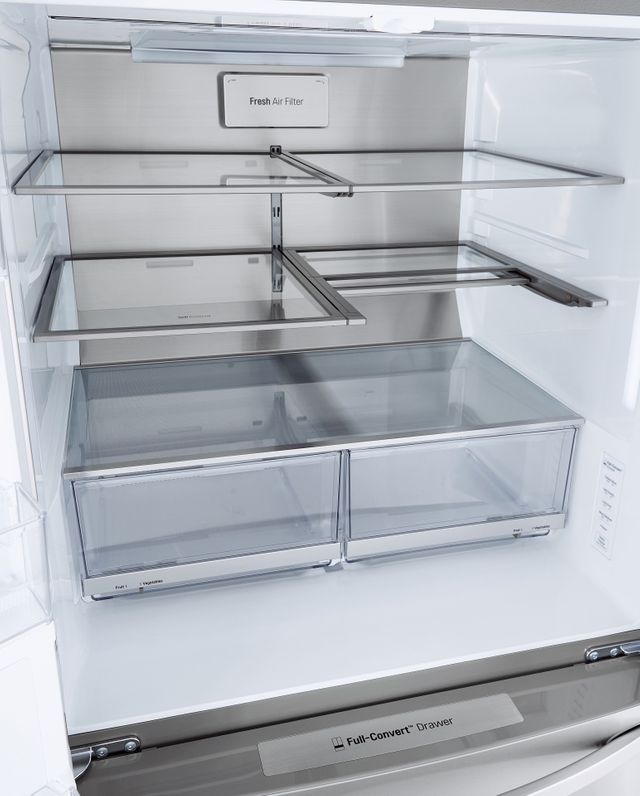 Réfrigérateur à portes françaises à profondeur de comptoir de 36 po LG® de 22,5 pi³ - Acier inoxydable résistant aux traces de doigts 12