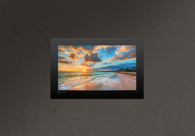 Seura® Hydra™ 19" Black Onyx 1080p Full HD LCD TV 16