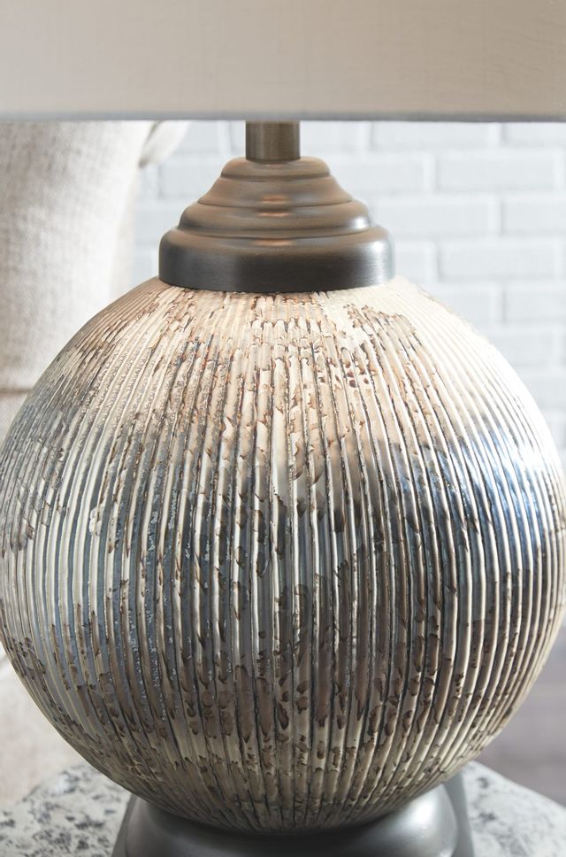 Signature Design by Ashley® Cailan Silver/Bronze Glass Table Lamp 1