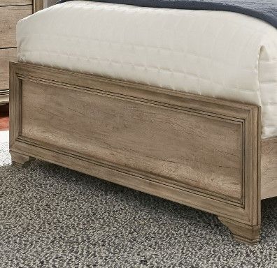 Liberty Sun Valley Sandstone Upholstered Queen Bed 28
