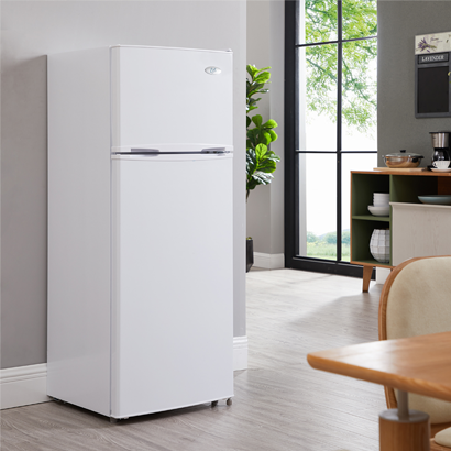 Epic® 7.5 Cu. Ft. White Top Freezer Refrigerator 1