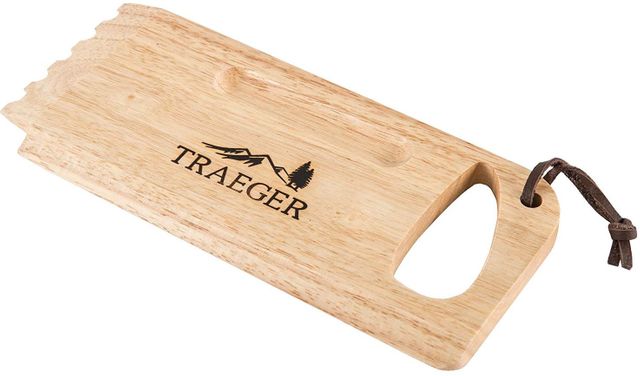 Traeger® Wooden Grill Grate Scrape 2