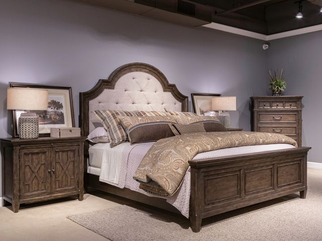 Saddle Queen Bedroom Set