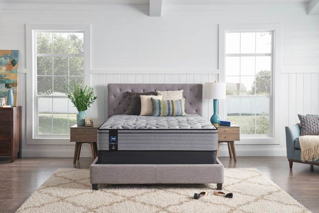 Sealy® RMHC Canada 2 Wrapped Coil Soft Euro Top Queen Mattress 12