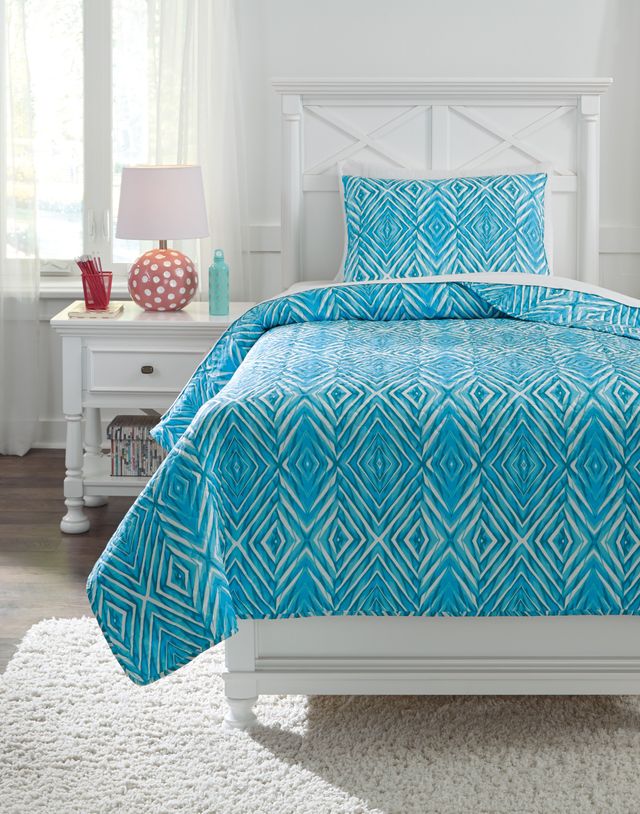 Signature Design by Ashley® Jolana Turquoise Twin Quilt Set-0