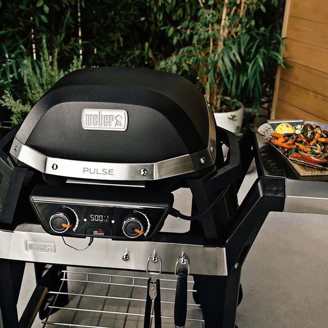 Weber Grills® Pulse 2000 28" Black Electric Tabletop Grill 7