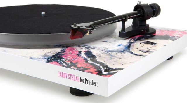 Pro-Ject PS00-Frida White Turntable 1
