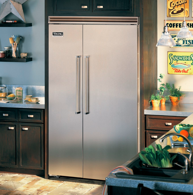 Viking® Professional 5 Series 29.1 Cu. Ft. Stainless Steel Built In Side-by-Side Refrigerator-3