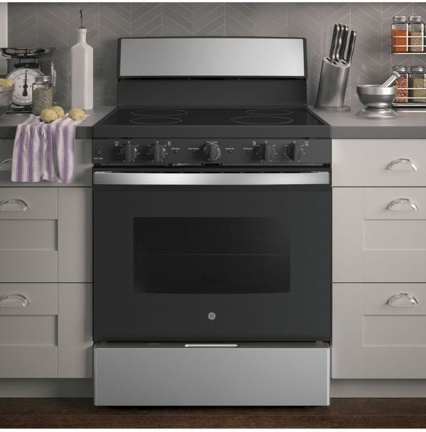 GE 30" Stainless Steel Freestanding Electric Range