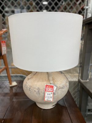 Crestview Lamp