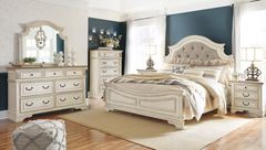Signature Design by Ashley® Realyn 4 Piece Two-Tone King Bedroom Set