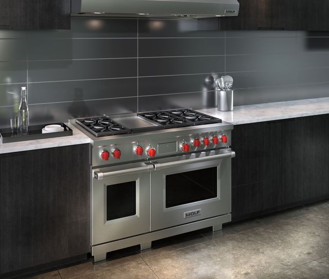 Wolf® 48" Stainless Steel Pro Style Dual Fuel Range 8