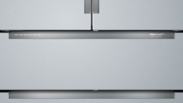 Bosch 800 Series 21.0 Cu. Ft. Stainless Steel Counter Depth French Door Refrigerator 8