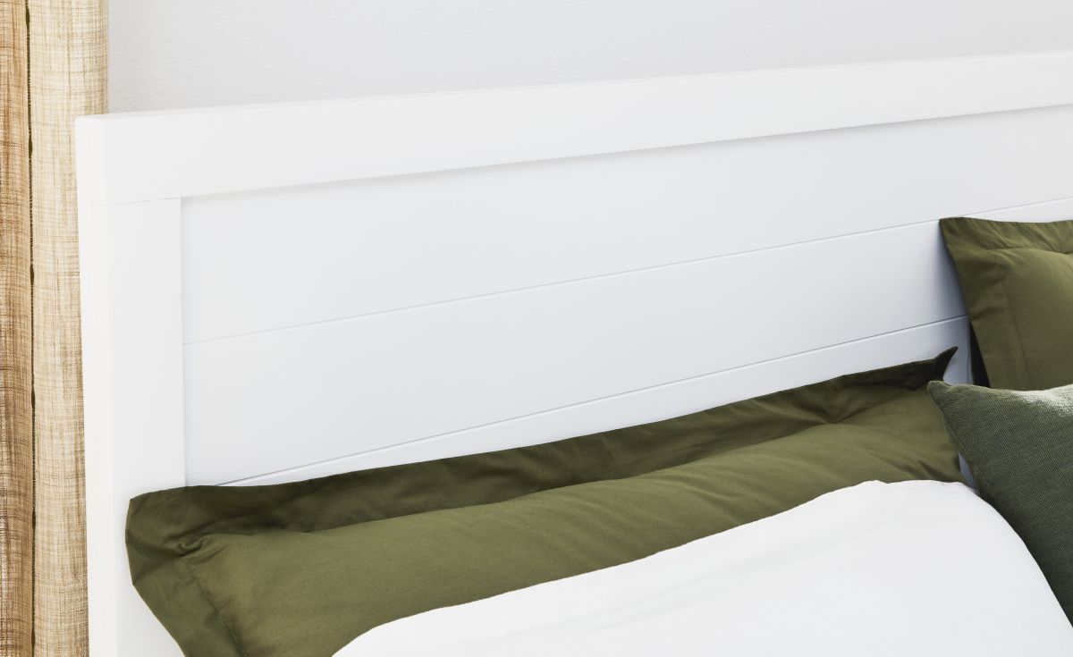 Signature Design By Ashley® Binterglen White Twin Panel Bed | Miskelly ...