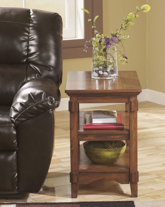 Signature Design by Ashley® Cross Island Medium Brown Chairside End Table 4