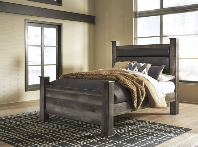 Signature Design by Ashley® Wynnlow Gray Queen Upholstered Poster Bed 3