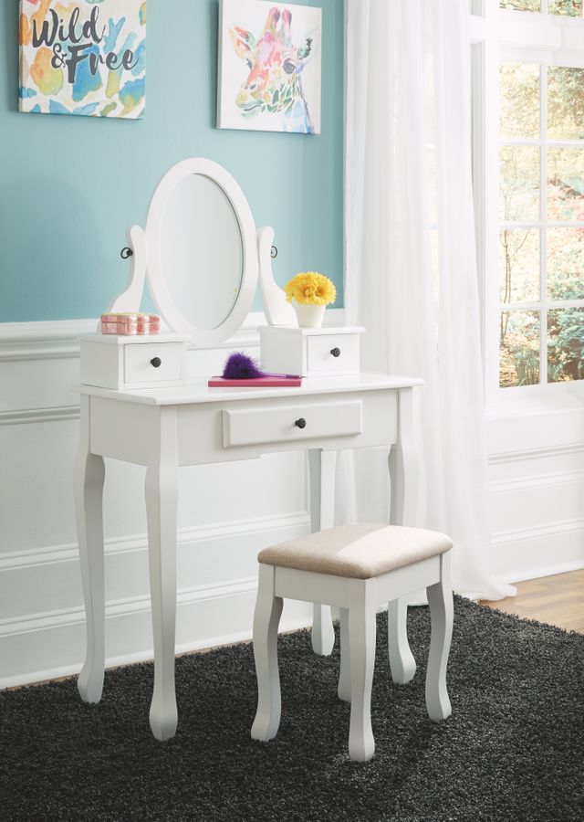 Signature Design by Ashley® Kaslyn White Vanity with Mirror & Stool-3