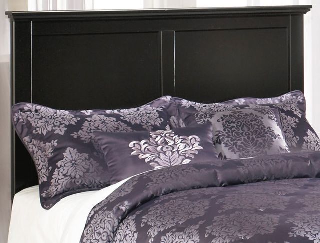 Signature Design by Ashley® Maribel 3-Piece Black Full Panel Bedroom Set 3