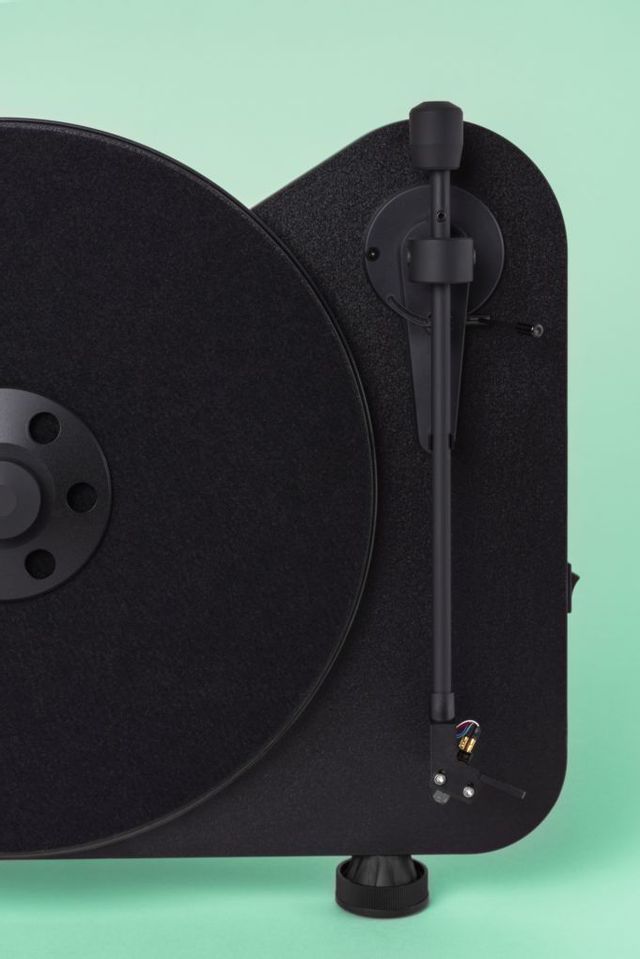 Pro-Ject Black Matte Vertical Right-Handed Plug and Play Turntable 2