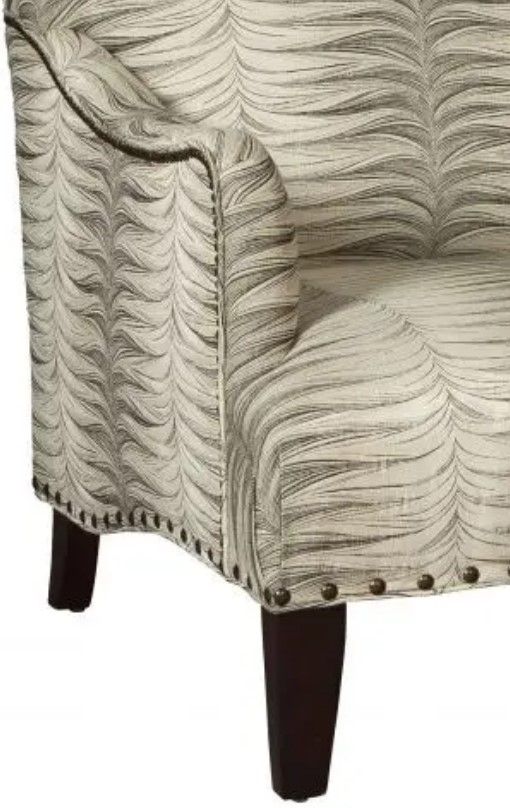 Fairfield® Living Room Lounge Chair 1
