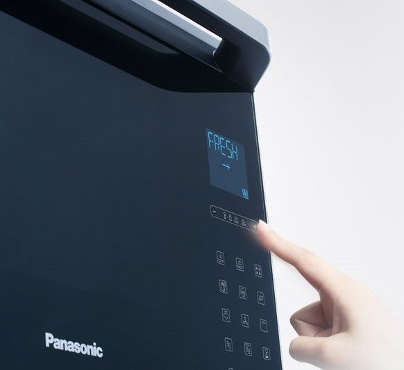 Panasonic 1.2 Cu. Ft. Stainless Steel Built In Microwave 3
