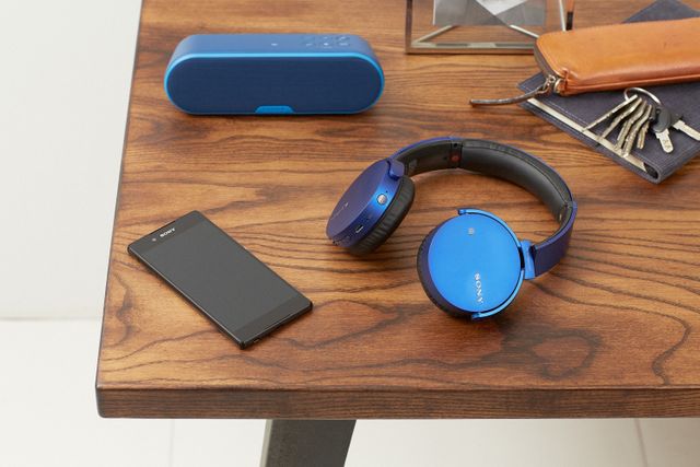 Sony® XB650BT Series EXTRA BASS™ Blue Wireless Bluetooth Headphones 5