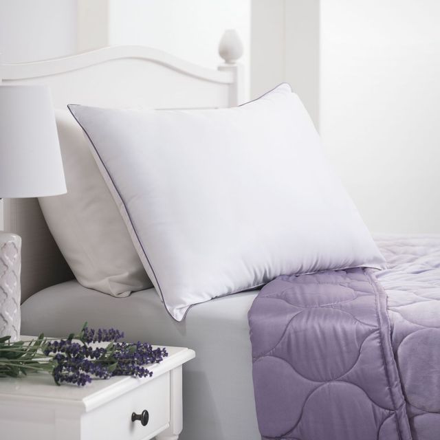 Concept ZZZ White Queen Aromatherapy Lavender Infused Pillow 5
