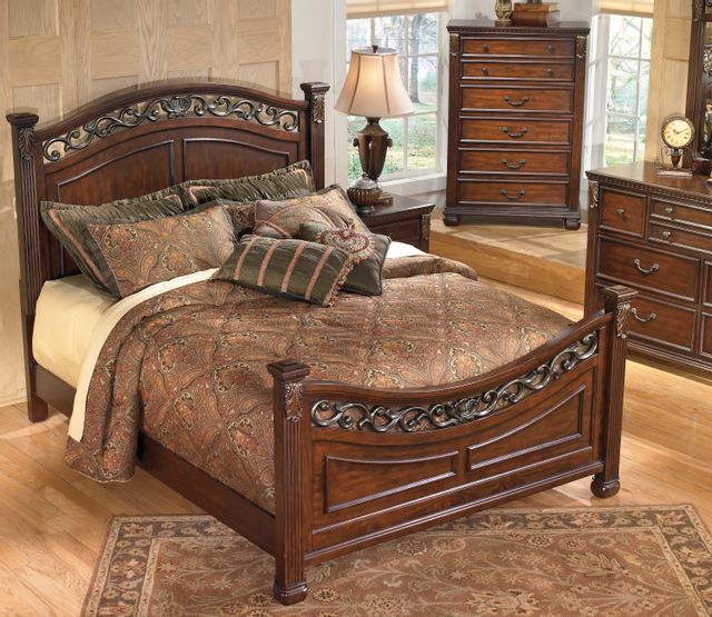 Signature Design by Ashley® Leahlyn Warm Brown Queen Panel Rails 0