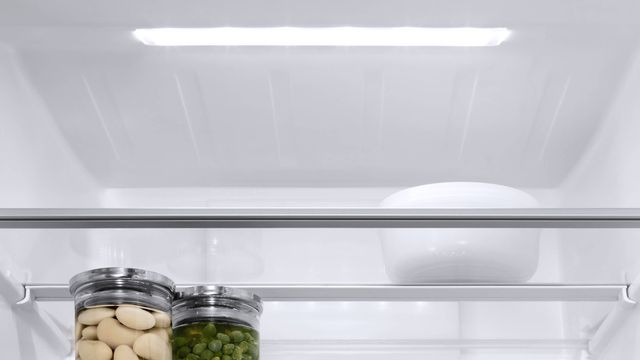 Réfrigérateur à congélateur inférieur de 24 po Fisher Paykel® de 8,0 pi³ - Prêt pour le panneau 2