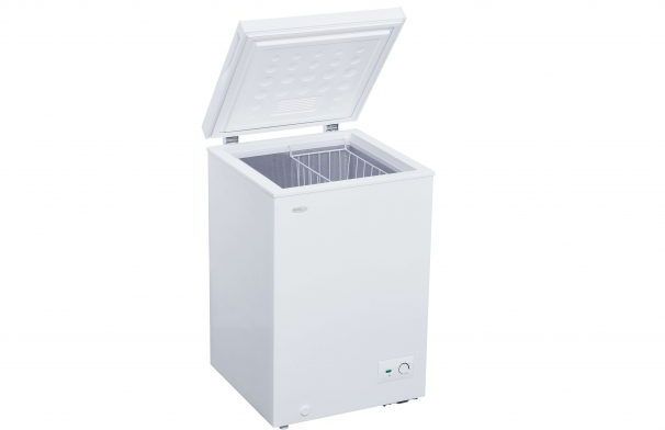 Danby® Diplomat® 3.5 Cu. Ft. White Chest Freezer 6