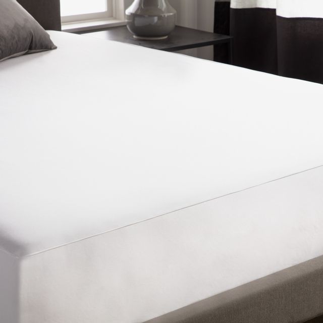 Weekender® Hotel-Grade 5-Sided White Twin Mattress Protector 2