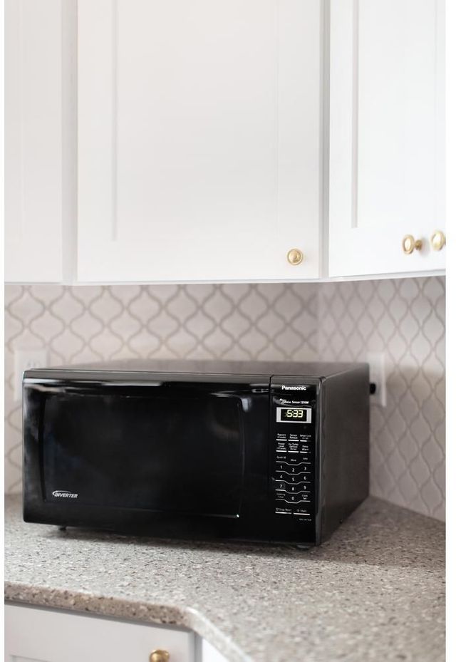 Panasonic® 1.6 Cu. Ft. Black Countertop Microwave 3