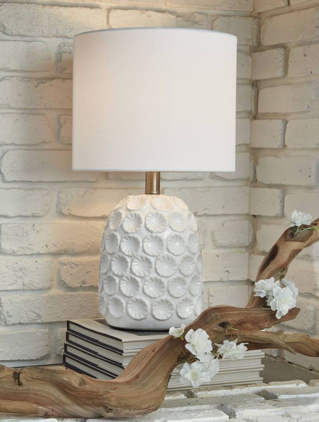 Signature Design by Ashley® Moorbank White Ceramic Table Lamp 2