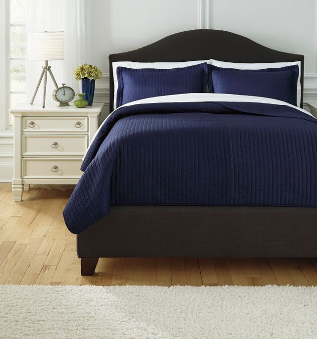 Signature Design by Ashley® Raleda Navy Queen Coverlet Set