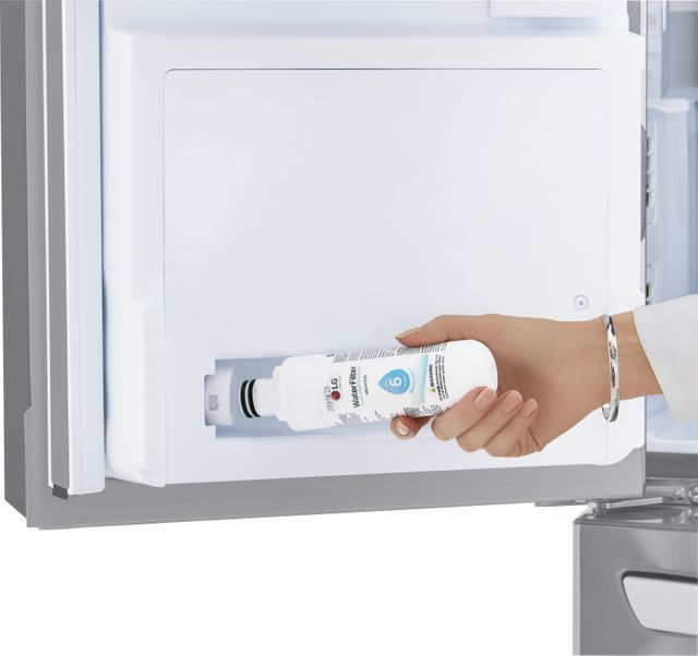 Réfrigérateur à portes françaises à profondeur de comptoir de 36 po LG® de 22,5 pi³ - Acier inoxydable résistant aux traces de doigts 6