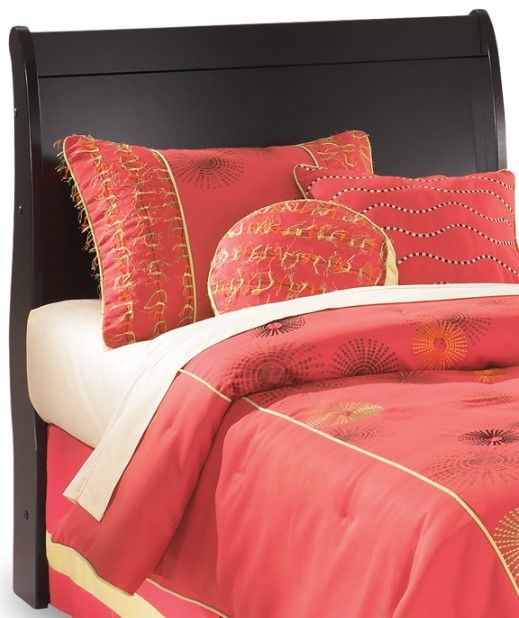 Signature Design by Ashley® Huey Vineyard 5-Piece Black Twin Sleigh Headboard Bed Set 1