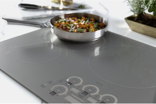Monogram® 36" Silver Induction Cooktop 6