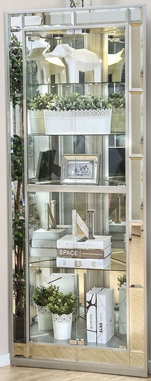 Furniture of America® Chouteau Silver Curio Cabinet