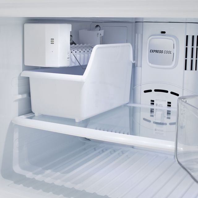 LG 20.2 Cu. Ft. Stainless Steel Top Freezer Refrigerator 8