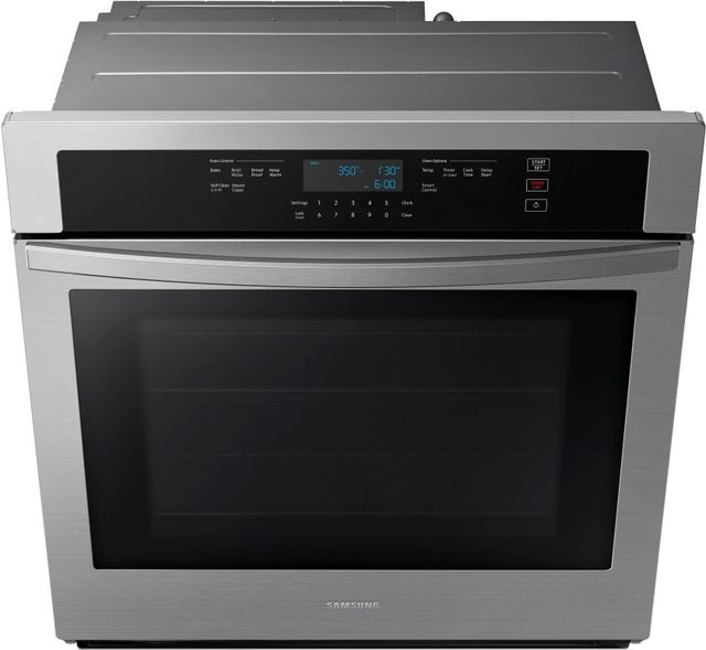 Samsung 30" Stainless Steel Electric Built In Single Oven 32